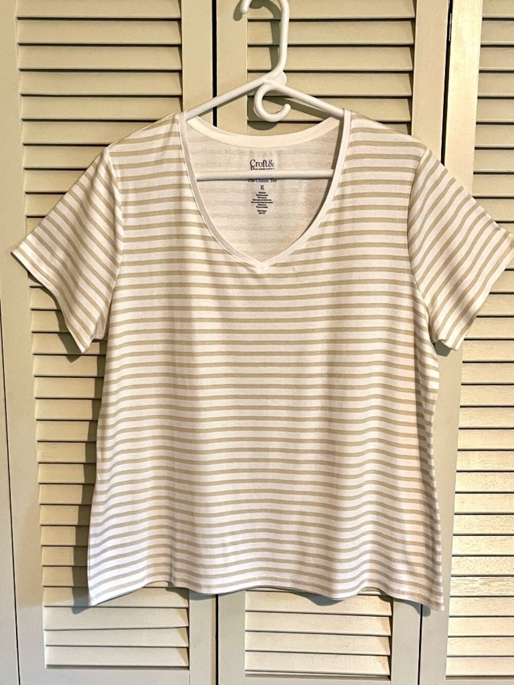 Croft & Barrow Classic Tee * Women Size XLarge * Cotton * Beige & White Stripe